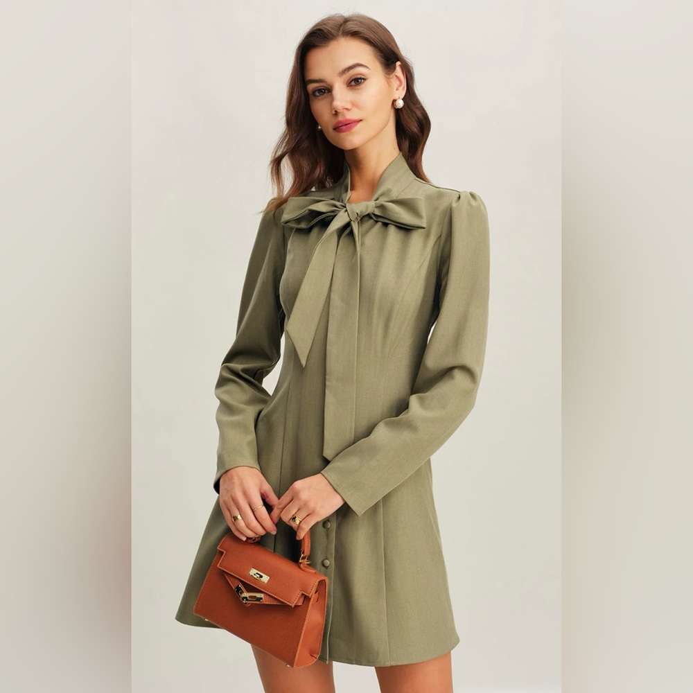 Rihoas Green Tie Neck A-Line Mini Dress | Small
